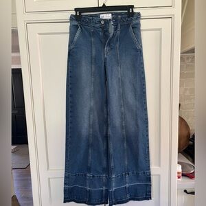 GAP High Stride wide leg jeans size 24